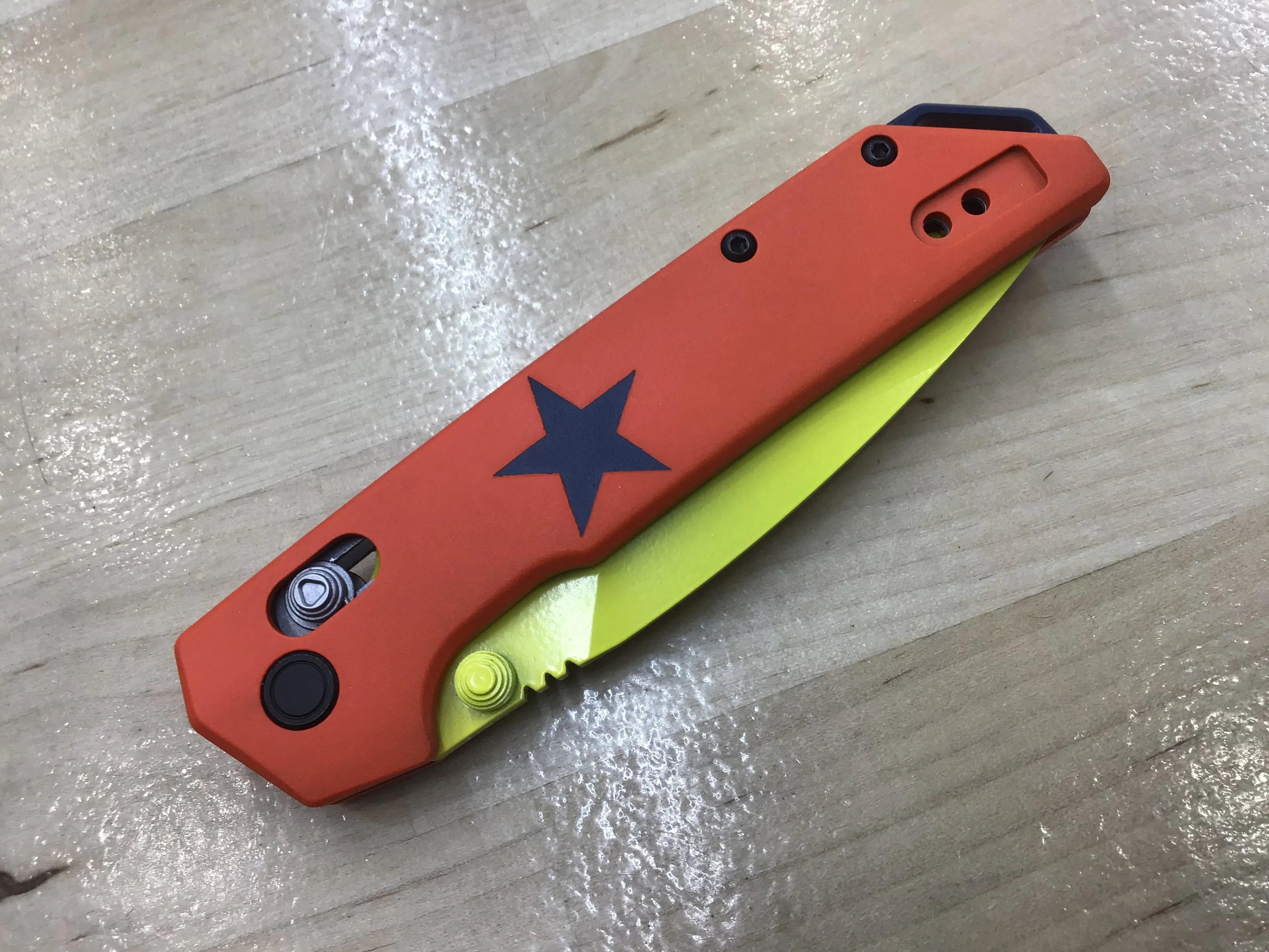 Custom Kershaw Iridium Astros 1970’s Theme D2 Blade Yellow Cerakote Orange Cerakoted Aluminum Handle