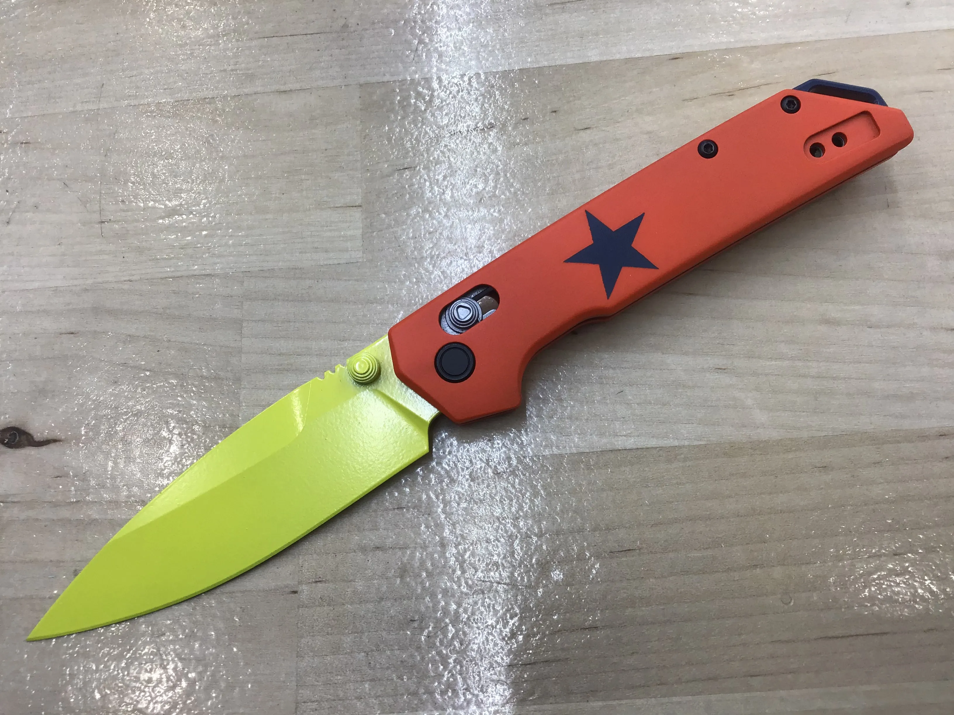 Custom Kershaw Iridium Astros 1970’s Theme D2 Blade Yellow Cerakote Orange Cerakoted Aluminum Handle