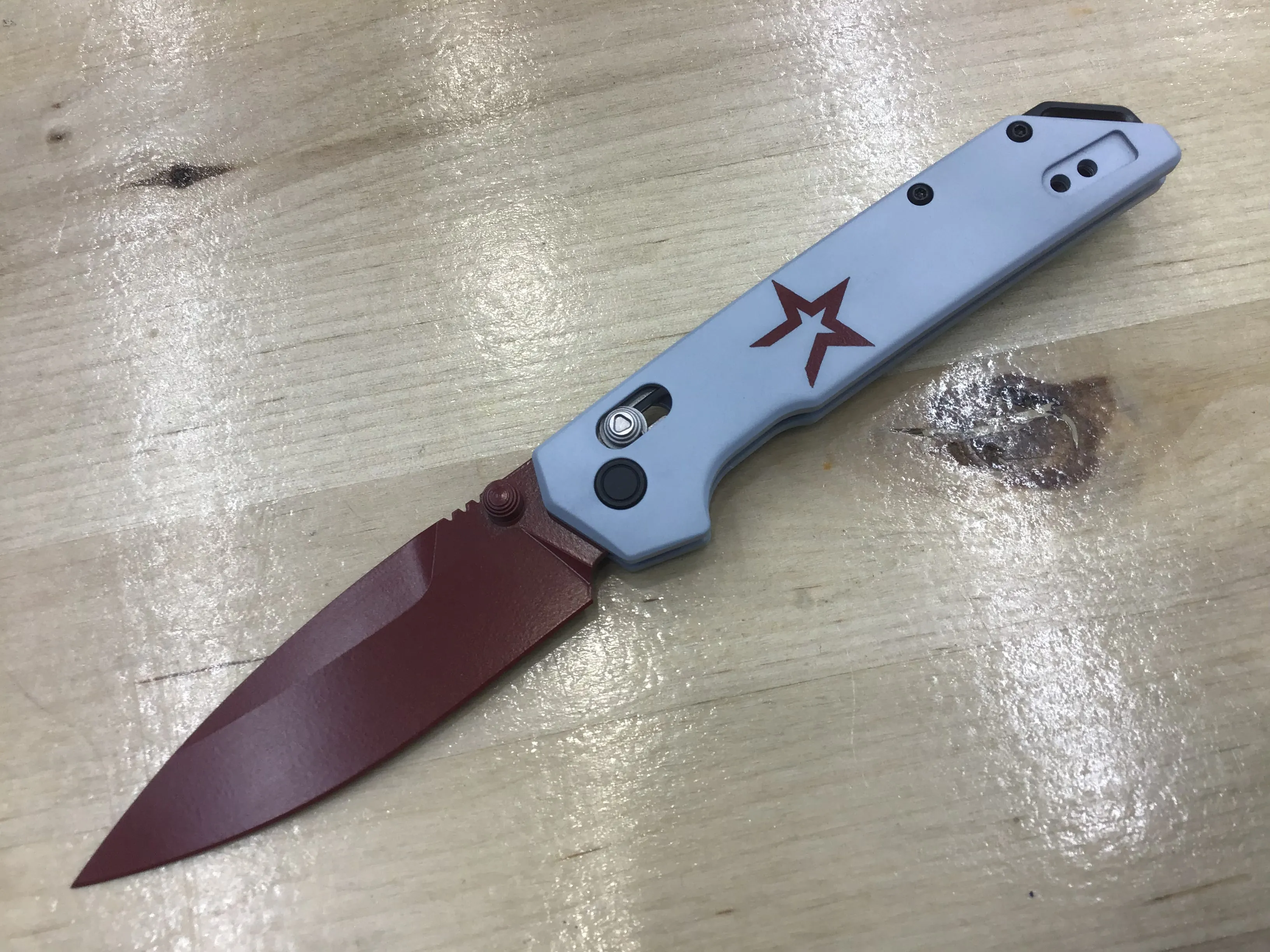 Custom Kershaw Iridium Astros 2000’s Theme D2 Blade Burgundy Cerakote Grey Cerakoted Aluminum