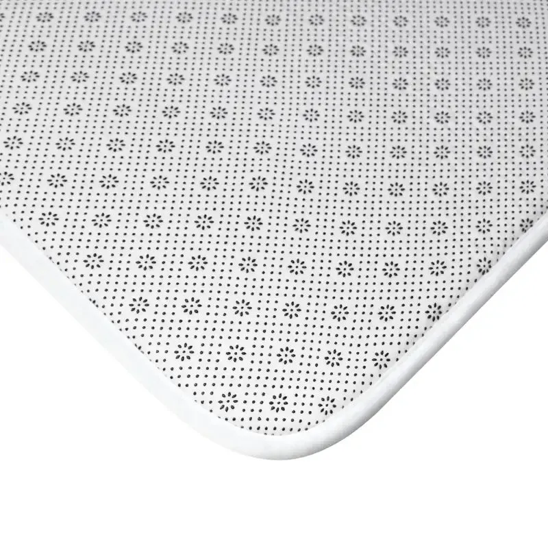Snazzy Floral Bath Mat for Chic Comfort
