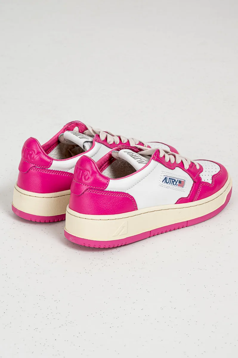 Sneakers Medalist Low 2005