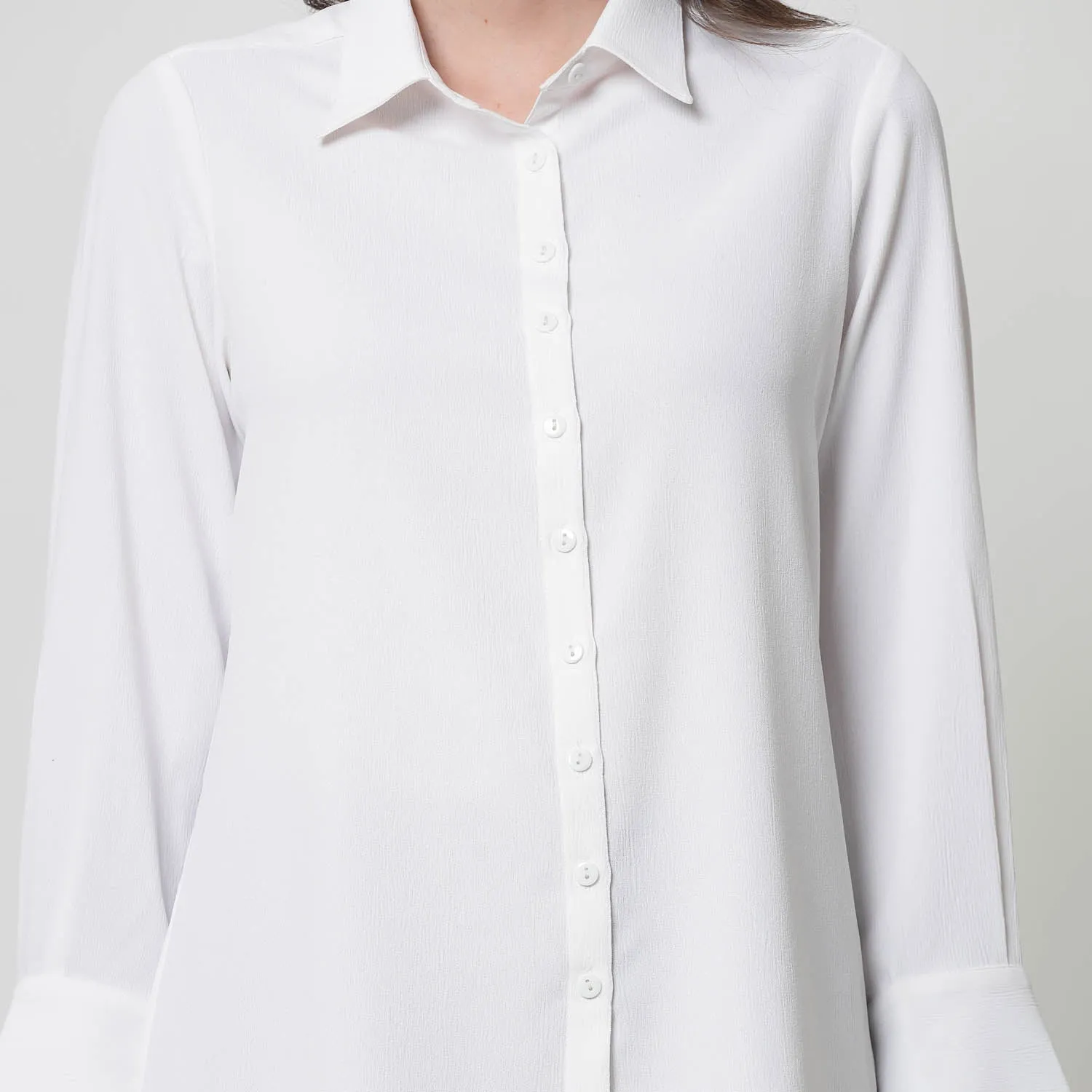 White Texture Shirt With Overlap Cuff